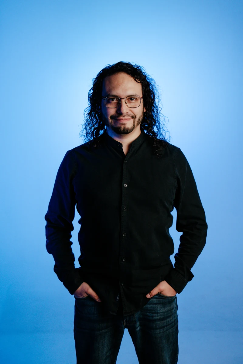 Diego, profesor de batería y ensamble.